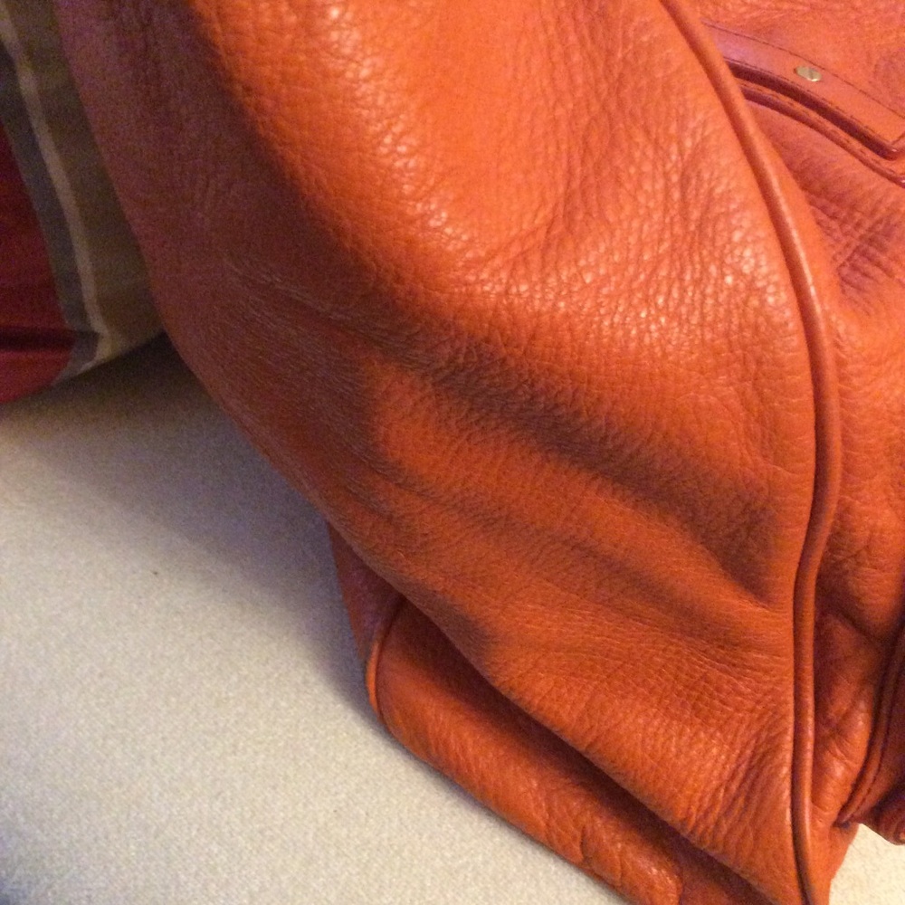 Marc by Marc Jacobs handbag - Picture 3 of 16